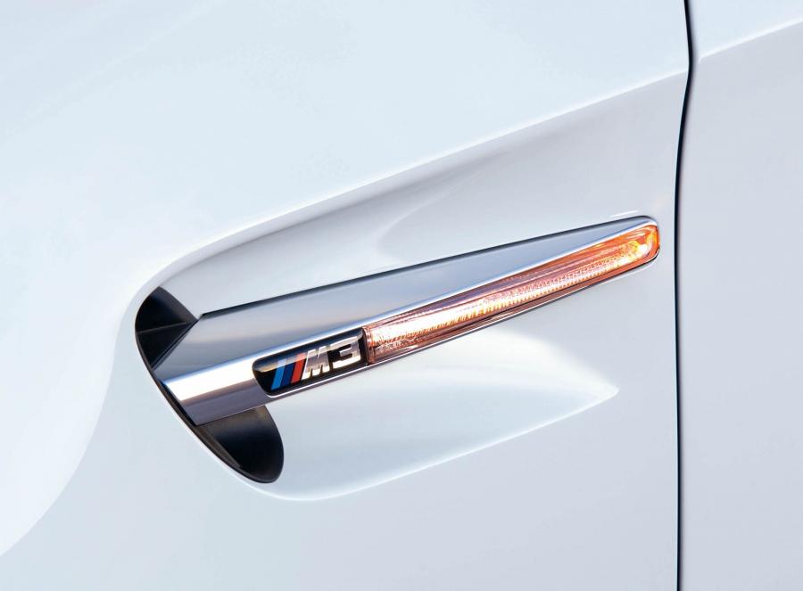  BMW M3 Convertible 2009 года  (фото 19 из 59)